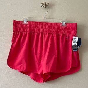 DSG High-Rise stride short- NWT!!